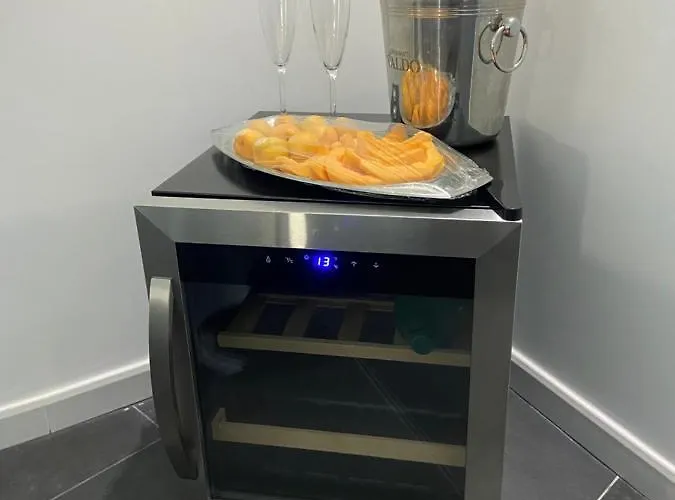 Sea Paradise View (adults Only) Гостевой дом Бари