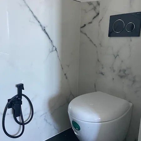 בית הארחה Sea Paradise View (adults Only) 4*