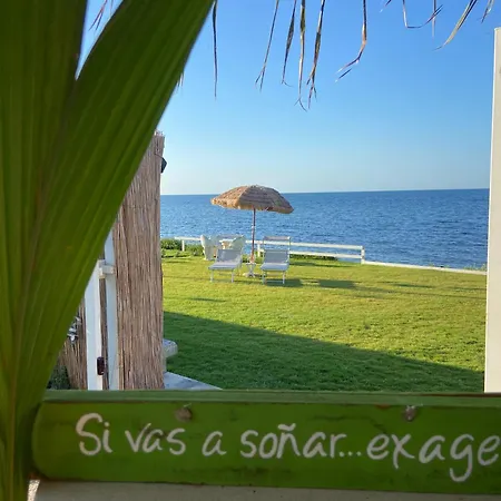 בית הארחה Sea Paradise View (adults Only) בארי