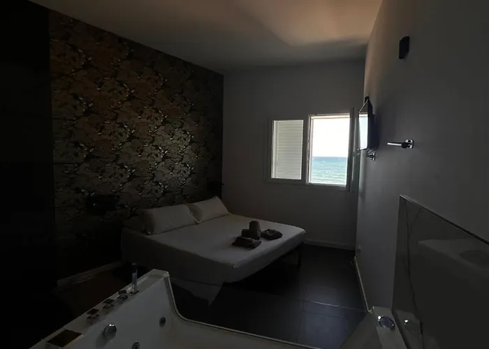 Affittacamere Sea Paradise View (adults Only) 4*